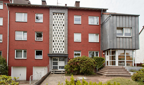 Light-flooded 3-room apartment with built-in wardrobe in a well-kept residential area