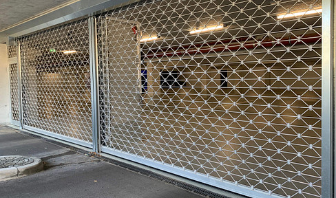 Underground parking space – centrally located, secure, and weather-protected, with utilities included, in Duisdorf.