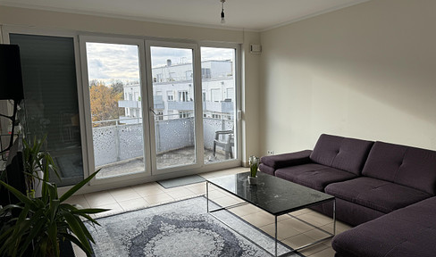 from private - Stylish 3-room apartment with balcony and fitted kitchen in Munich