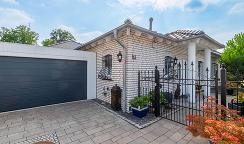 Provisionsfreier Architekten-Bungalow mit Doppelgarage in Hohenbuschei