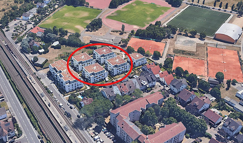 4-room maisonette apartment (interior fittings included) with roof terrace and fitted kitchen