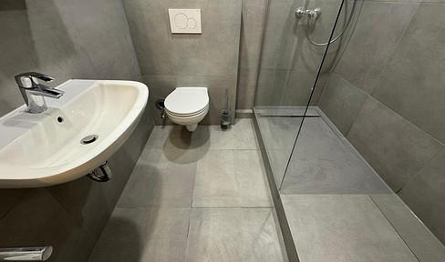 2025 completely renovated, cozy 3-room apartment near FH Niederrhein