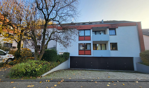 Kernsanierte 3,5 Zimmer Wohnung in 6 Familienhaus