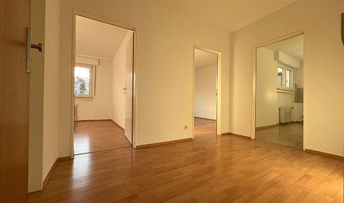 2-room apartment in central location of Frankfurt-Bergen Enkheim Parking space included