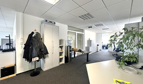 Top office space in Karlsruhe - Südstadt - zoo view, 4 parking spaces, near main station