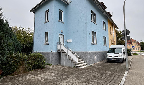 3.5 Zimmer Wohnung in zentral gelegenem 3 Familienhaus *Provisionsfrei*