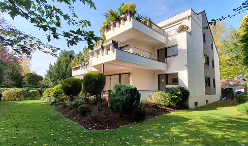 Dreamlike living, approx. 136 m² living space, quiet, idyllic green location, price VB, basis for negotiation