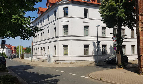 Representative MFH 12 units factor 11 centrally modernized for sale in Staßfurt