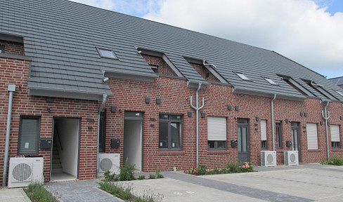 Modern new-build terraced house in the center of Rhauderfehn