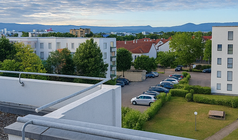 Exclusive 3-room penthouse apartment with 36 m² roof terrace and two parking spaces