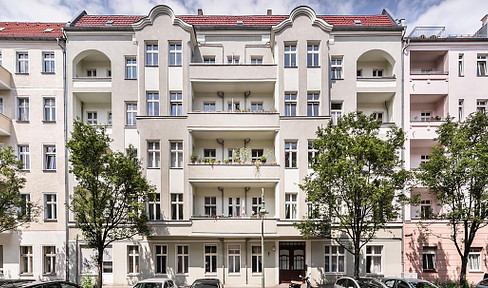 several 1-room studios in Prenzlauer Berg