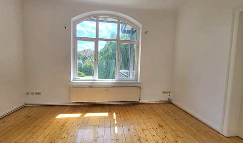 Belle-Etage with WIGA and balcony, Ostviertel, near Schwänchenteich, 1st floor, 4 rooms SW