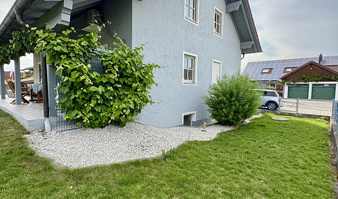 Geräumiges Einfamilienhaus mit Garten, Pool und Sauna