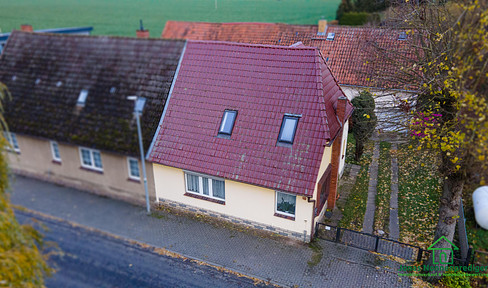 Doppelhaushälfte mit großem Garten - für den Käufer provisionsfrei