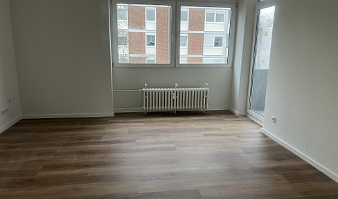 newly renovated 5 room apartment