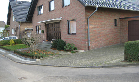 well-kept detached house in Swisttal