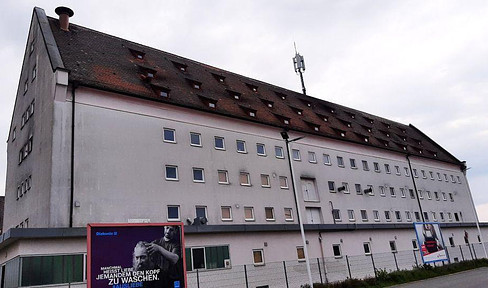 Commercial production Warehouse Craft Practice rooms Gastronomy in Bayreuth