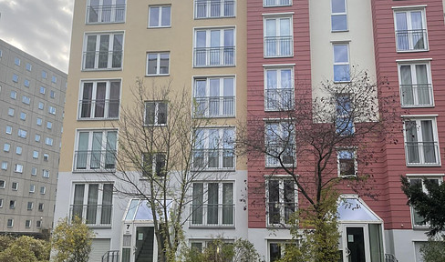 3 Zimmerwohnung am Alexanderplatz EG eigner Garten TG Möbliert Doorman