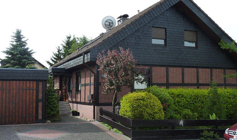 Two-family house in country house style in Wächtersbach - Neudorf