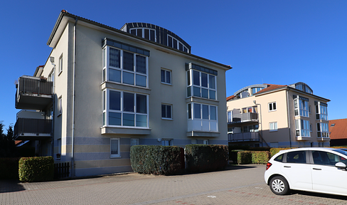 Beautiful and bright 3-room first floor apartment in Dittersbach