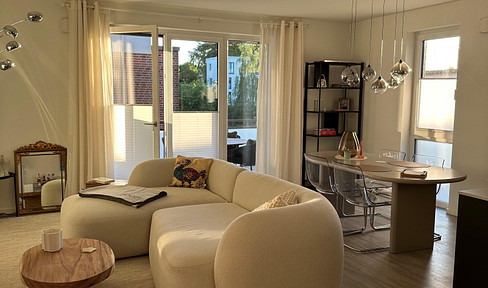 Dream apartment with exclusive fitted kitchen and spacious balcony.