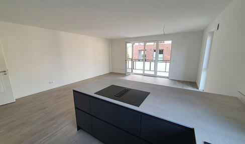 Dream apartment with exclusive fitted kitchen and spacious balcony.