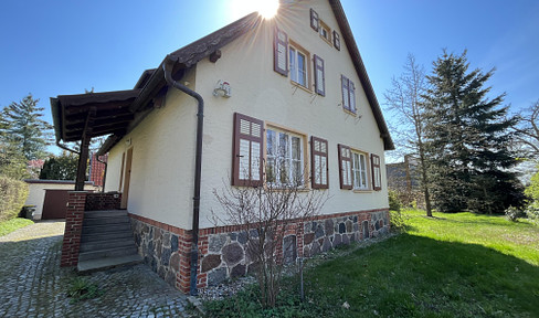 A house to feel at home in with a large garden and sauna!