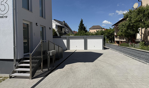 REDUCED !  First occupancy 4-room apartment +1.OG + elevator + garage + cellar + parking space