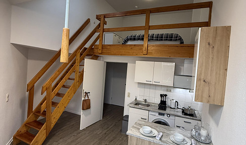 Möblierte 1 Zimmer Maisonette Wohnung Zentral Tiefgaragenstellplatz