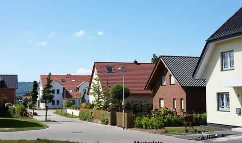 Exclusive detached house for sale in a central location in Unterlüß