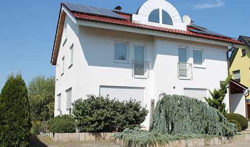 Exclusive, very well-maintained detached house with an apartment in a top location in Aalen-Wasseralfingen