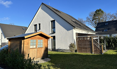 Hochwertige Neubau Doppelhaushälfte mit Garten / Smart-Home / KfW Standard