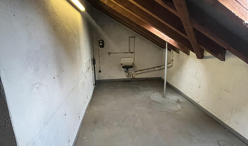 Attic compartment for rent in a central location in Fürth