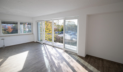 Moderne Büros in Hersbruck Gewerbegebiet zu vermieten mit 100m² + 40m² + 33m²