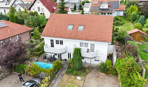 *OHNE PROVISION*Exklusives MFH inkl. 300m² Wohnfl., 5xStellplätze, 2xTerrasse, 2xBalkon, Garten, uvm