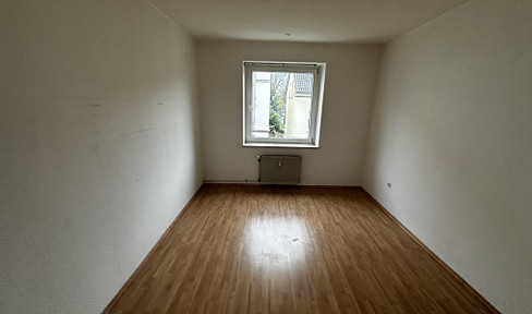 Schöne 3 Zimmer WHG mit Küchenzimmer im 1. OG