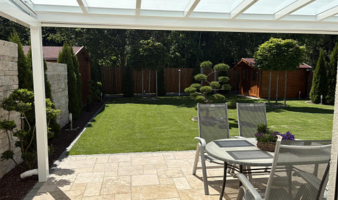 Exclusive!  Plus-energy semi-detached house - built in 2022 with 500m² plot
