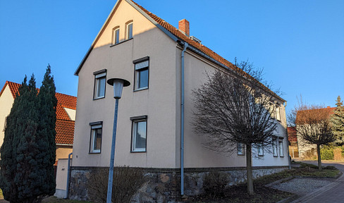 Two detached houses in a package in a great location in Friedersdorf, free of prov.