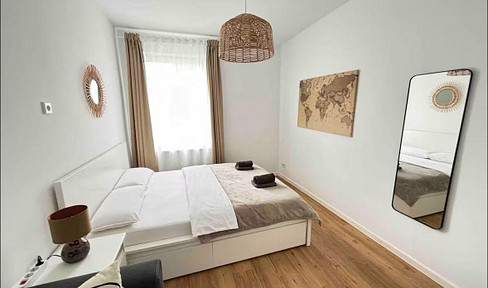 Renovated 2 room apartment with fitted kitchen + near Maschsee