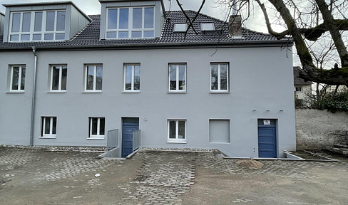 Dachgeschosswohnung in umgebauter Fabrik in Bessungen