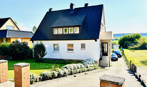 PRIVATE sale 1-2 family house with lots of space in ALFELD