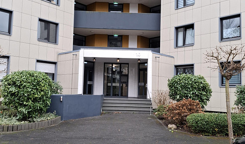 Newly renovated 4-room apartment
