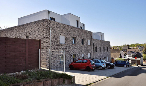 Exclusive 2-room apartment, heat pump, balcony