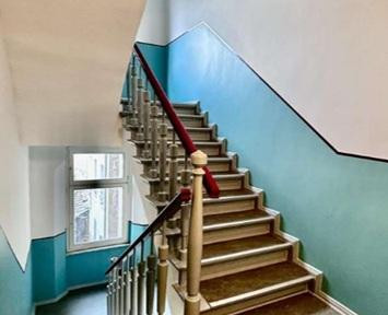 KREUZBERG - TOP ZENTRALE LAGE - 2-ZIMMER ALTBAUWOHNUNG MIT PARKBLICK