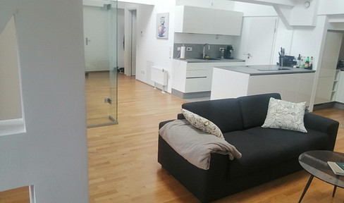 Bright, modern and spacious - attic apartment in Fürth