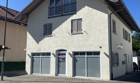 Commercial unit store, office & practice on the first floor