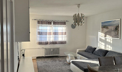 Bright and friendly fully furnished 3-room apartment with balcony in Stuttgart-Giebel, micro-location Bosch