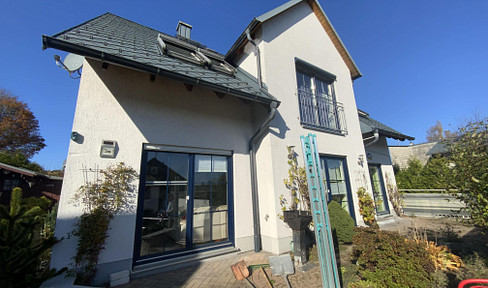 Neuwertiges, modernes und grundstücksvariables Einfamilienhaus in ruhiger Lage, mit vielen Extras.