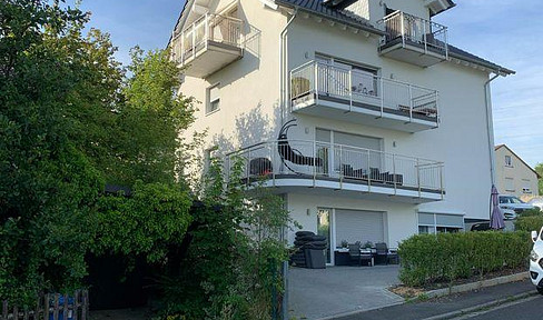 Modern 3-room apartment with balcony in Hofheim - commission-free!