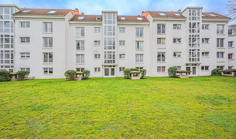 Bright 2-room apartment with underground parking space in Hamburg-Jenfeld